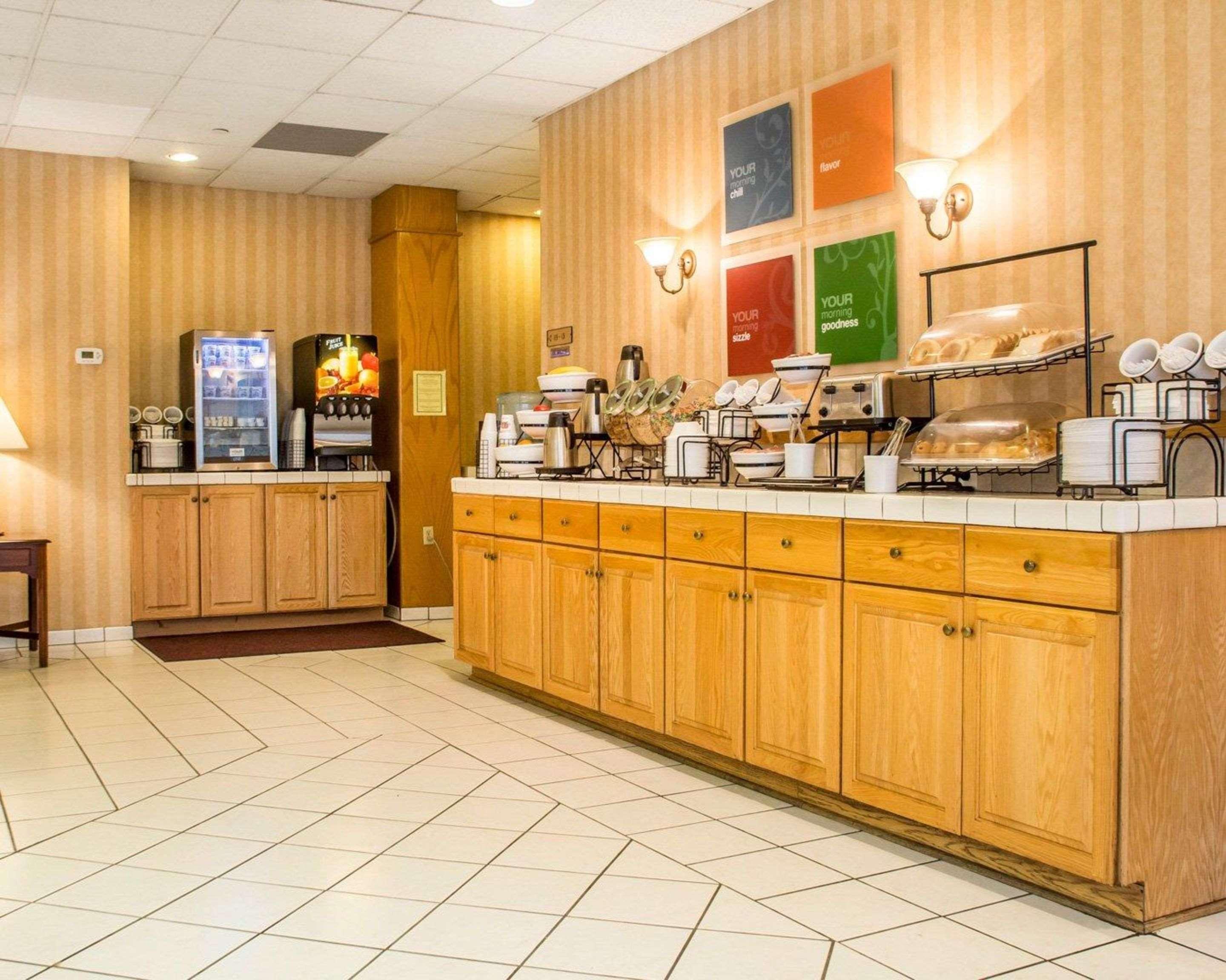 Comfort Inn Binghamton I-81 Экстерьер фото