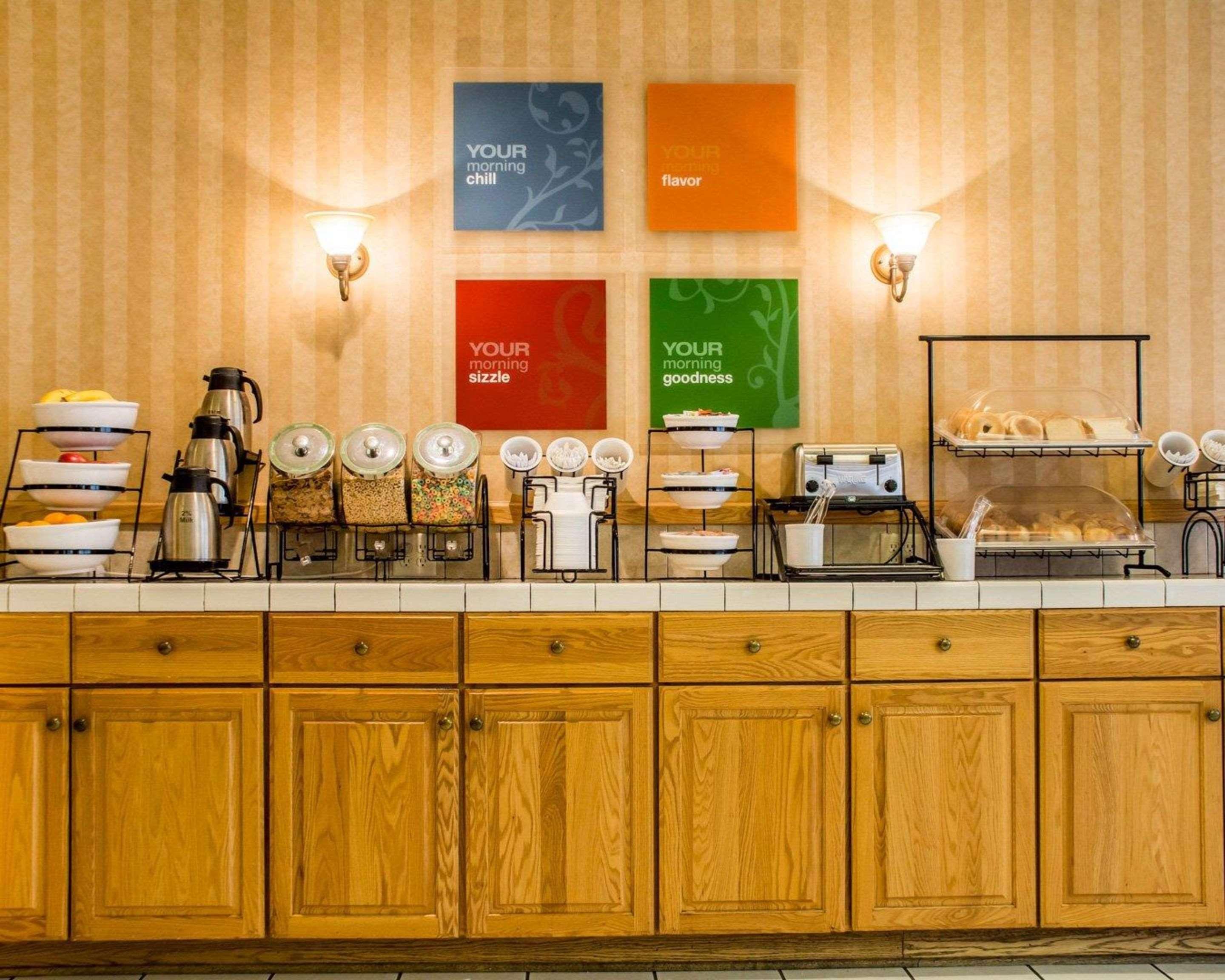 Comfort Inn Binghamton I-81 Экстерьер фото