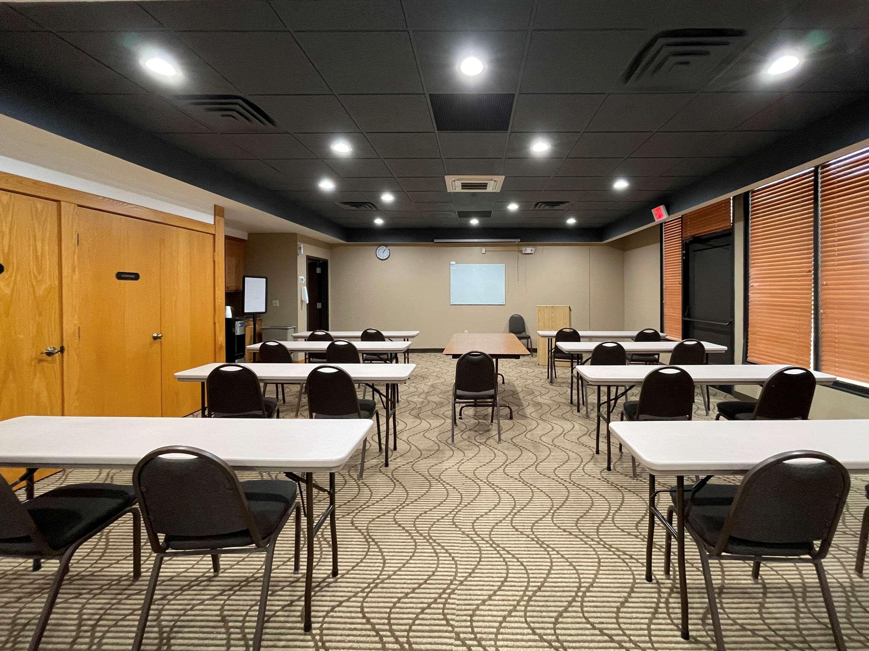 Comfort Inn Binghamton I-81 Экстерьер фото