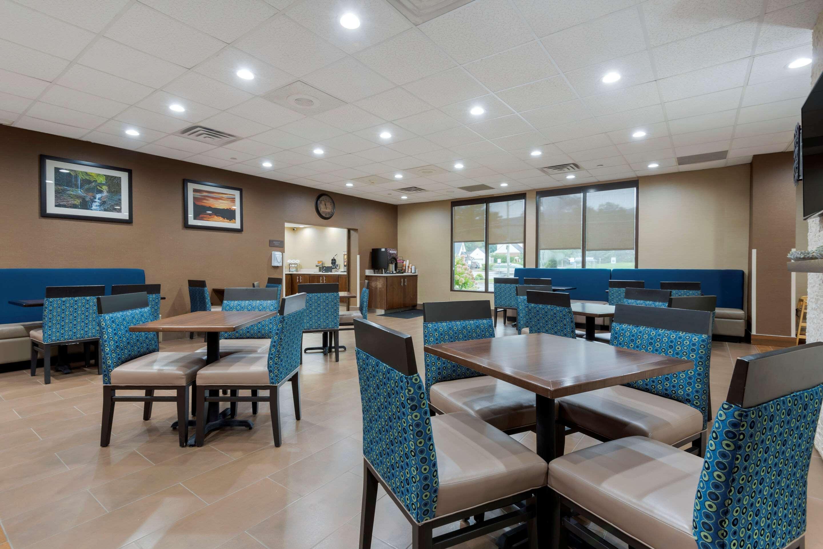 Comfort Inn Binghamton I-81 Экстерьер фото